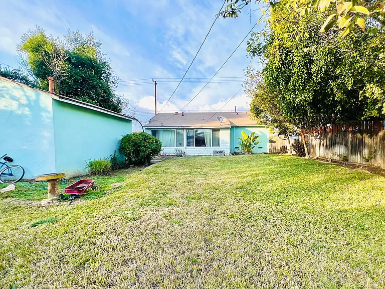 1438 E Workman Ave — Photo 12