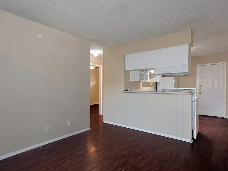 1243 N Lbj Dr #B — Photo 10
