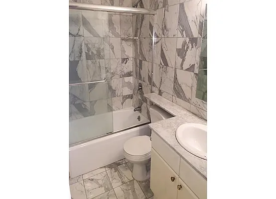 Rented by Warburg | media 5