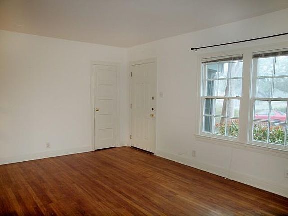 4th image of 1810 Mohle Dr