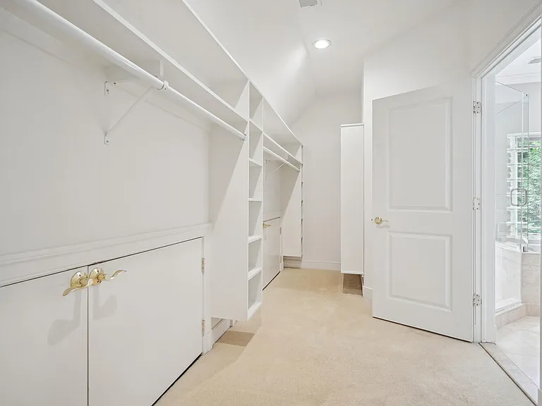 1530 Forest Villa Ln — Photo 40