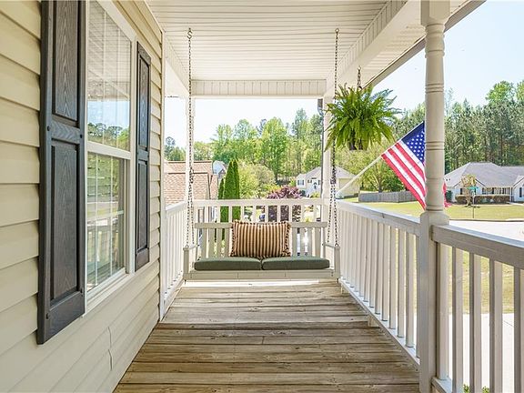 5th image of 311 Bentcreek Dr