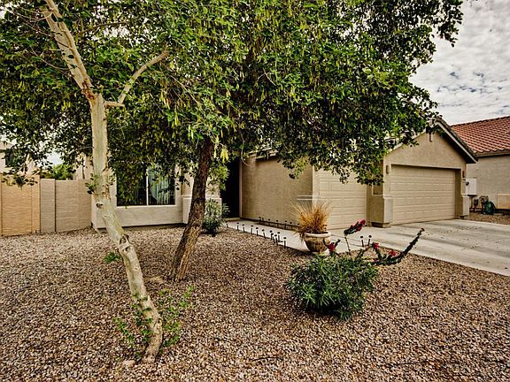 3rd image of 43596 W Kramer Ln