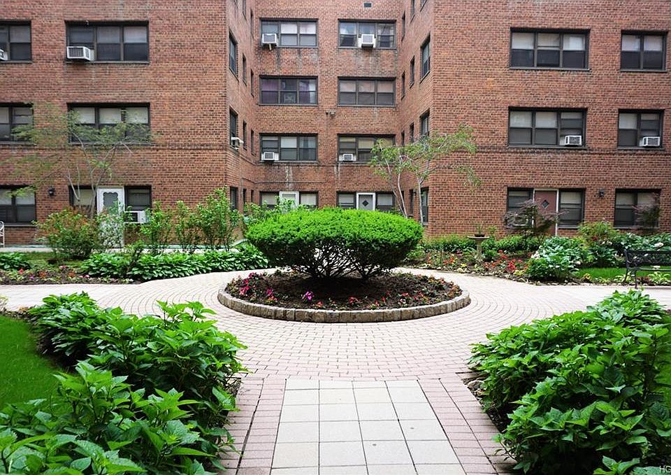 1st image of 101 Ellwood Ave APT 4A