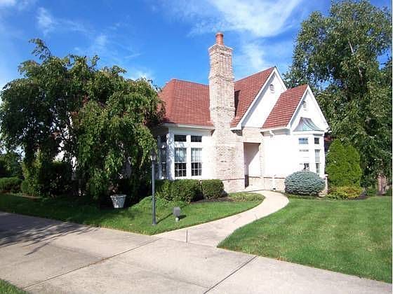 1st image of 7541 Pickway Dr