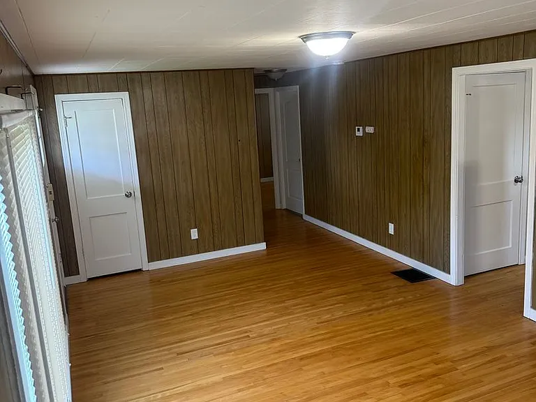 106 Hoover Dr — Photo 10