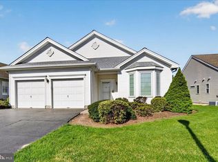 19 Foster Rd, Pennington, NJ 08534