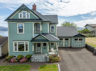 2139 McPherson St, North Bend, OR 97459