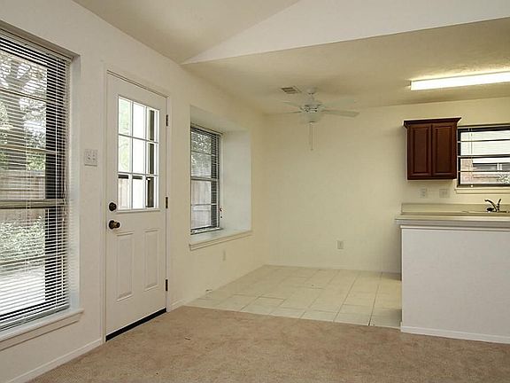 4th image of 9911 Enchanted Stone Dr