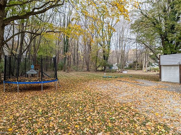 2nd image of 1108 White Pond Dr