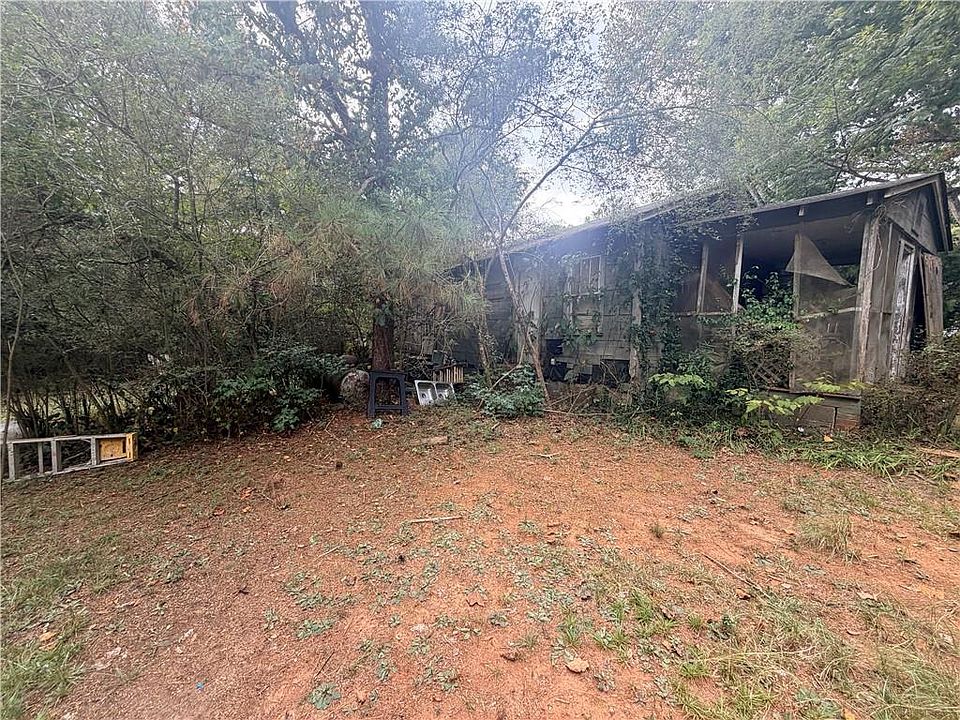 2nd image of 81 Andrew Rd