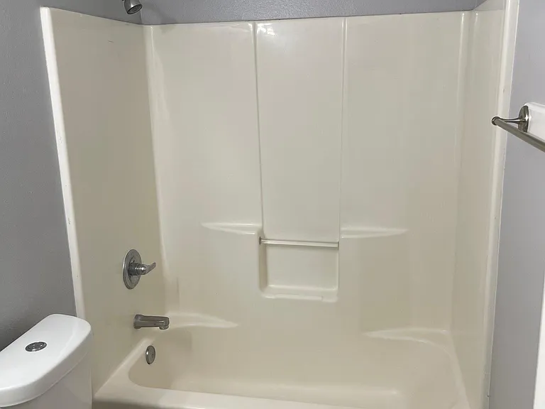 4616 Swallow Ave — Photo 13
