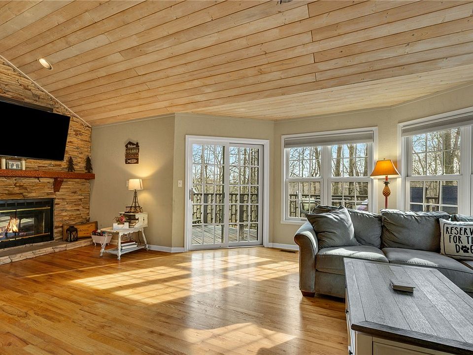 16th image of this home