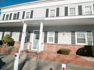 8 High St APT 3, Medway, MA 02053
