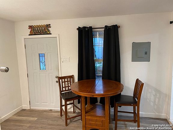 3rd image of 205 Sadie St #2