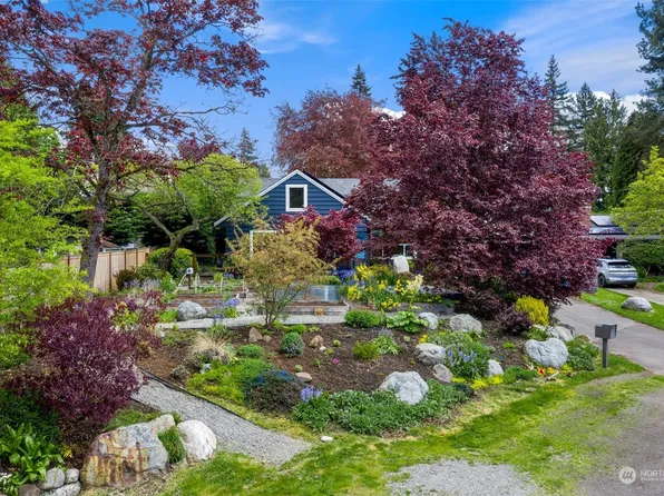 10540 19th Avenue NE, Seattle, WA 98125