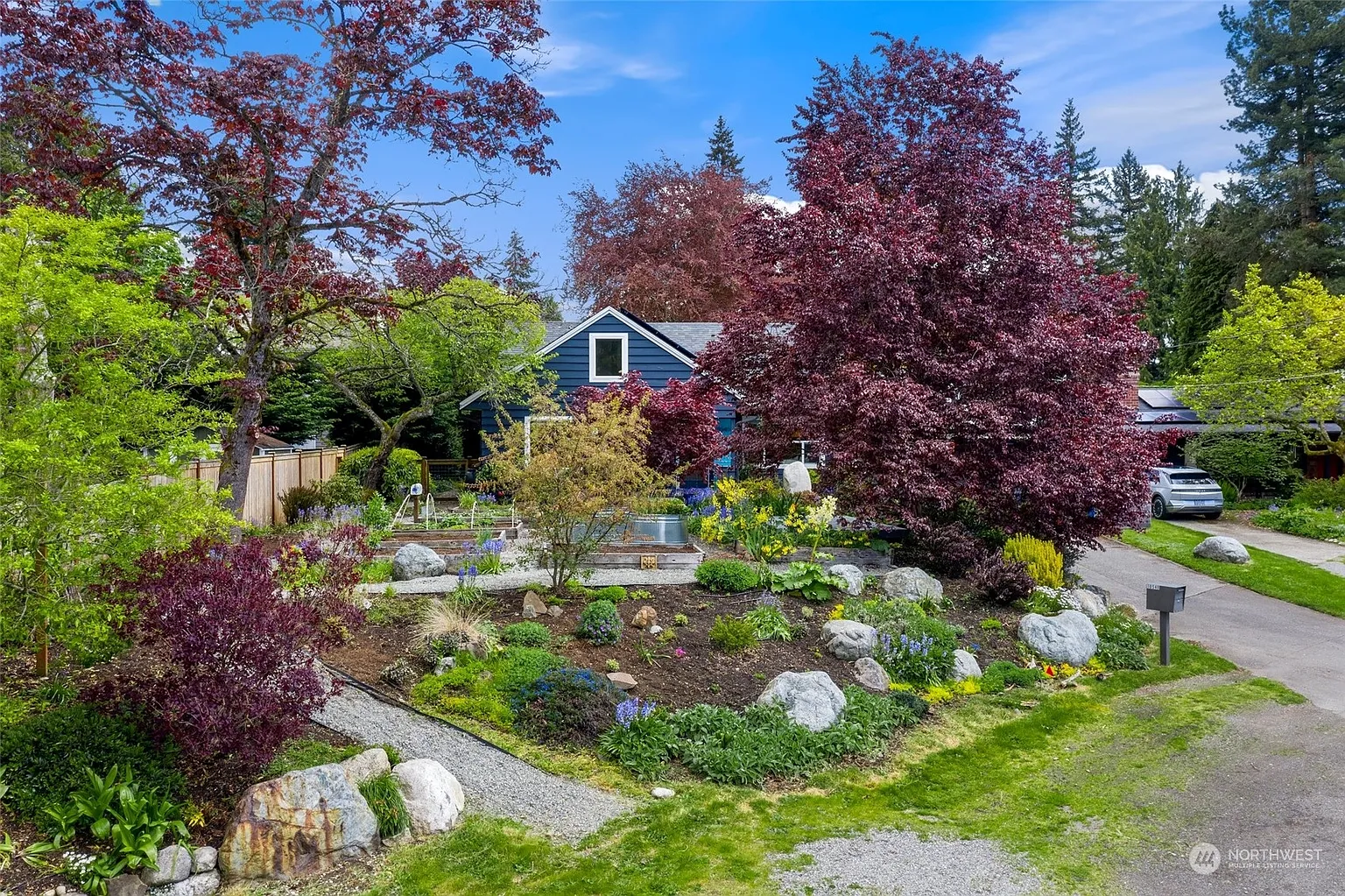 10540 19th Avenue NE photo 1