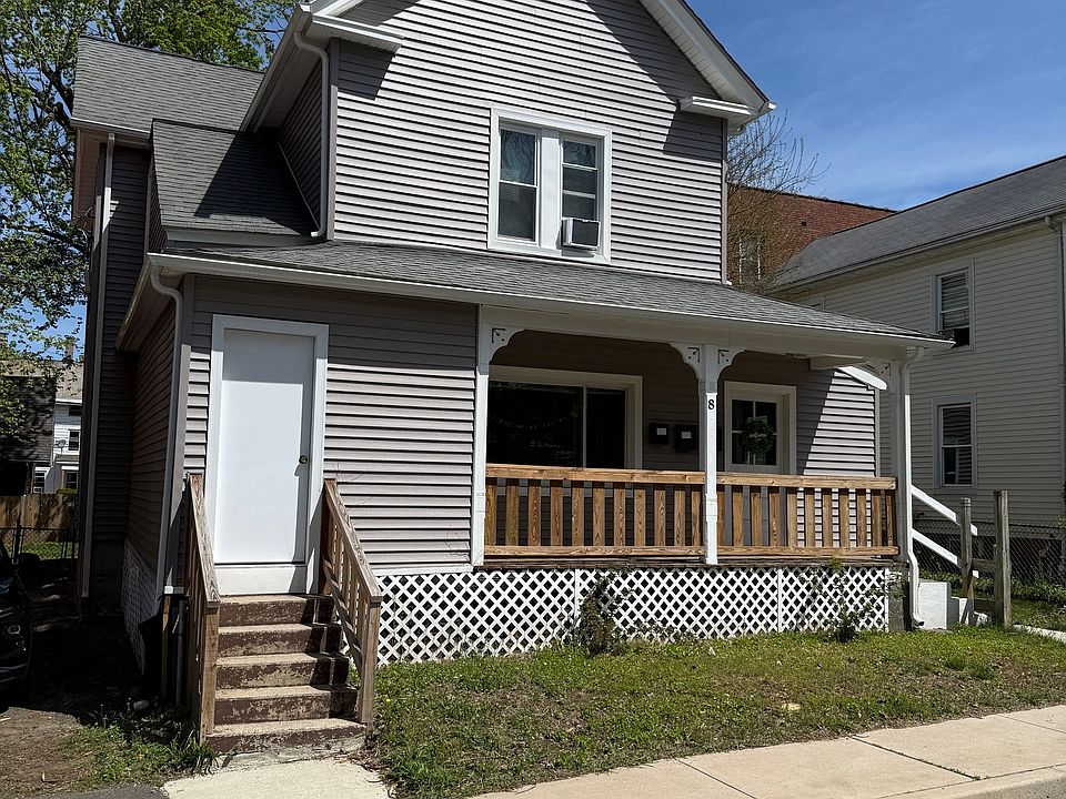 1st image of 8 Thompson Court