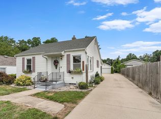 19813 Southland Ave, South Bend, IN 46614