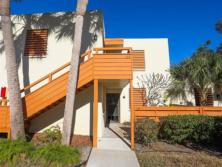 133 Wild Palm Dr #133 — Photo 2