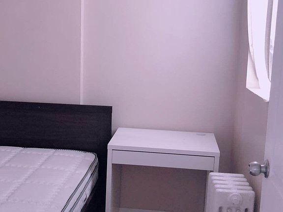 5th image of 3351 Prince St #2