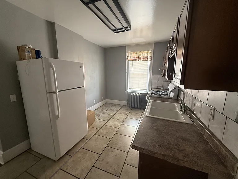 205 Lake Ave #4 — Photo 6