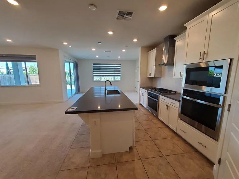 3919 Watermist Way — Photo 13