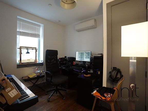 4th image of 1014 Carroll St APT 1A