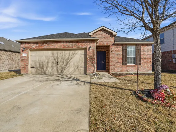 10028 Amosite Dr, Fort Worth, TX 76131