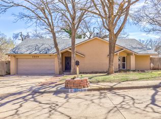 1008 E 11th St, Edmond, OK 73034