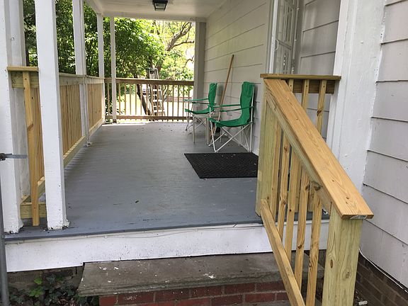 $ 79900 Huge fenced yard,