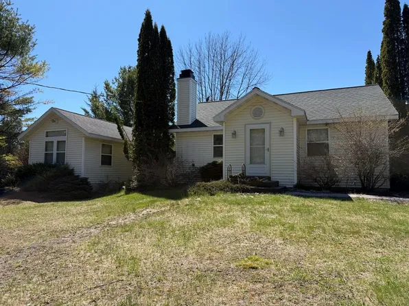 11331 Homestead Dr, Ellison Bay, WI 54210