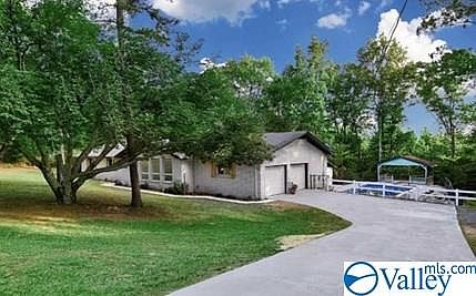 3rd image of 710 Skyhaven Dr