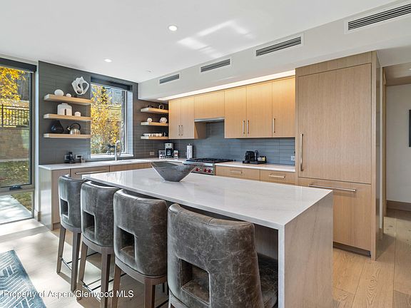 3rd image of 130 Wood Rd #151
