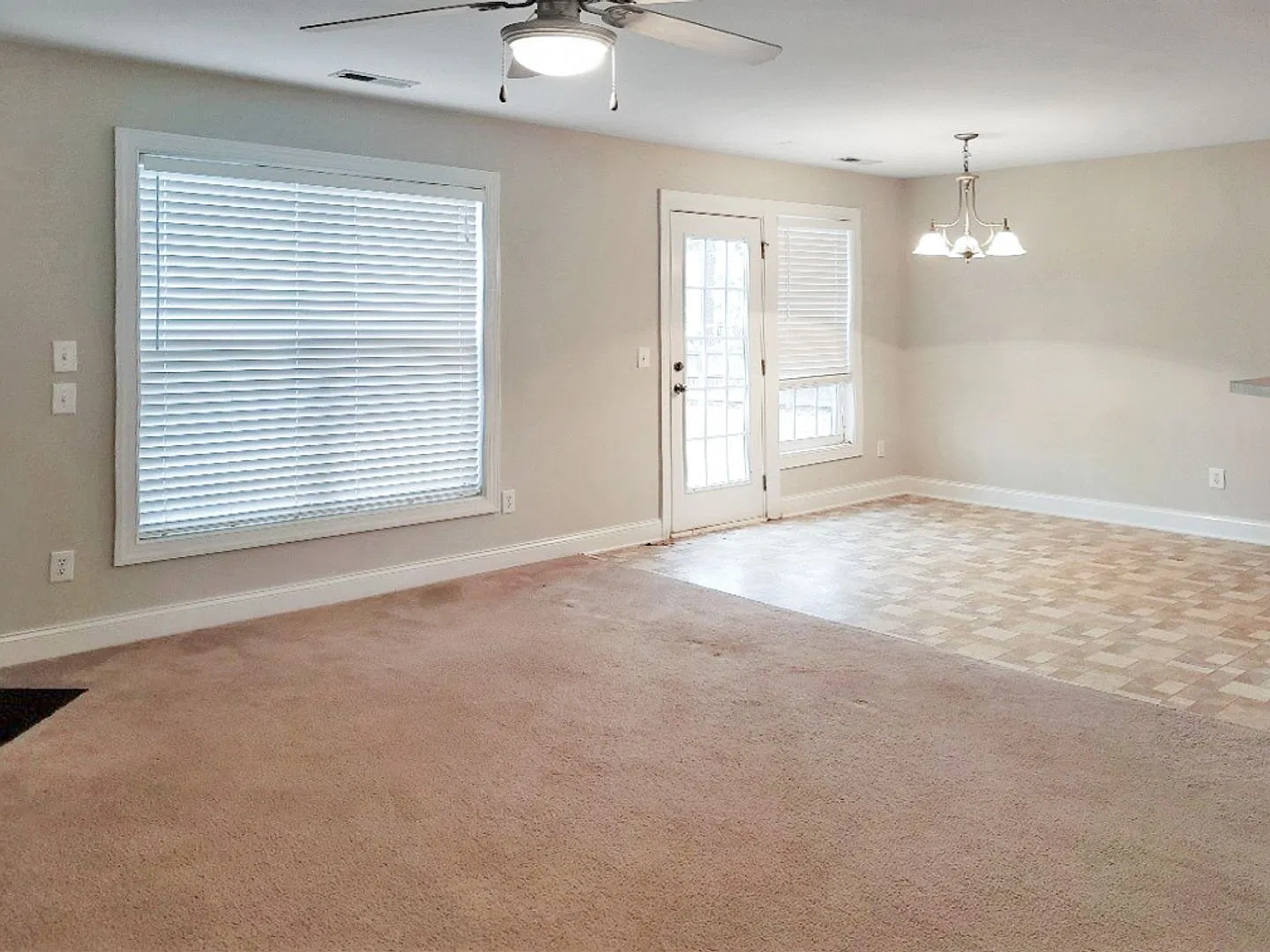 Beautiful 4BD home w/ 2 car garage great neighborhood in Holly Springs! — Photo 4