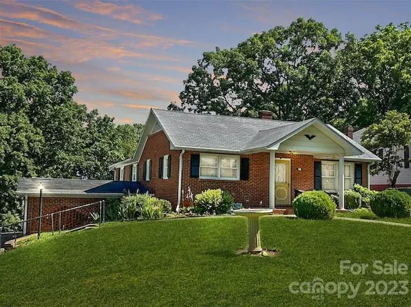 105 California Ave, Marion, NC 28752