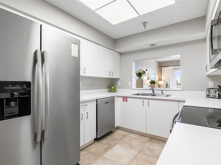 104 Surfview Dr #2105 — Photo 12