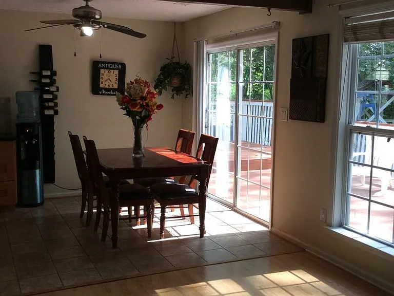 550 Creekwood Xing — Photo 8