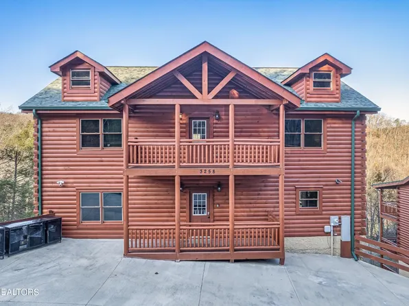 3258 Smoky Ridge Way, Sevierville, TN 37862