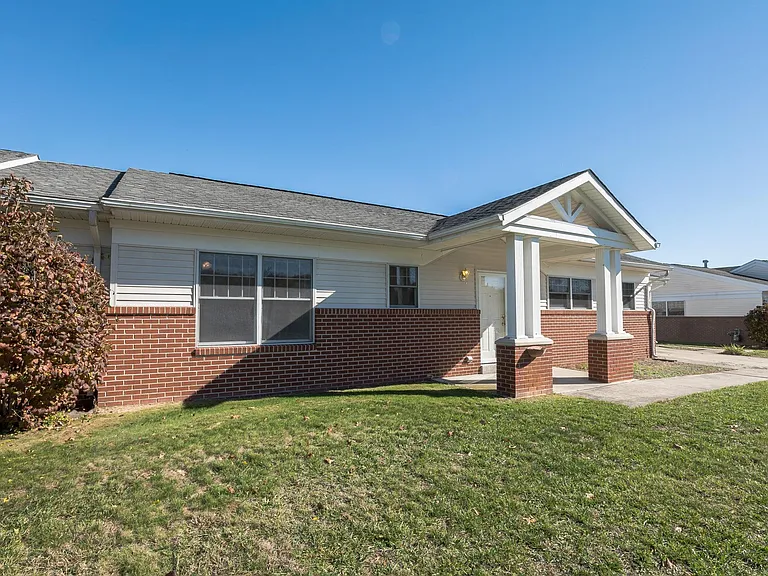 United Communities, Military Housing — Photo 115