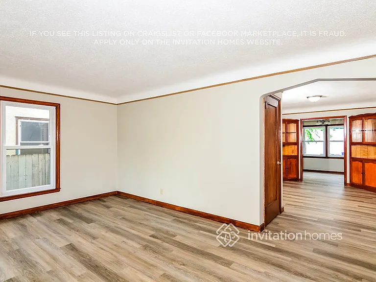 3729 Noble Ave N — Photo 7
