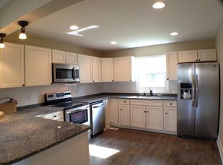 801 Downing St, Hampton, VA 23661