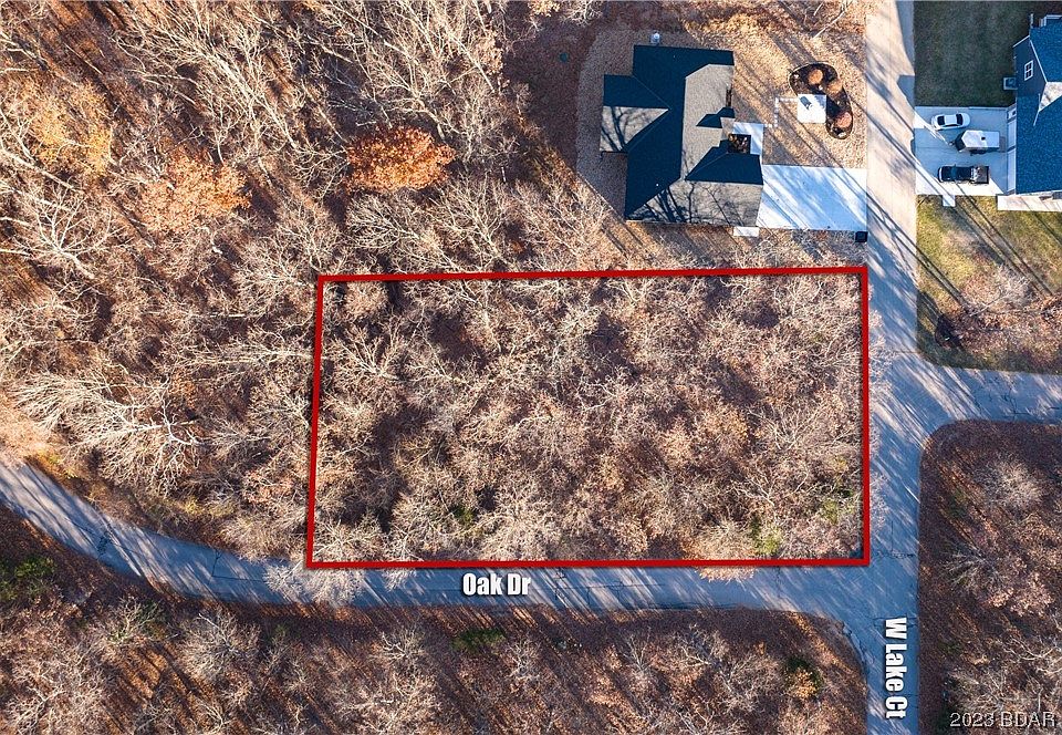 1st image of 324 W Lake Dr