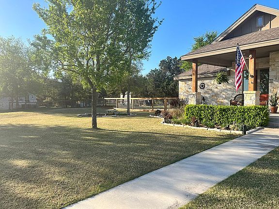 2nd image of 206 Stonehenge Way