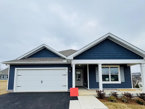 275 Heather Ln, Staunton, VA 24401