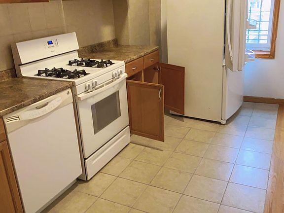 3rd image of 14924 15th Dr Floor 2