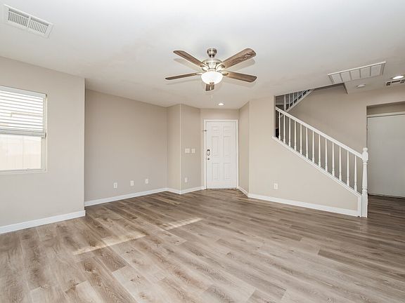 5th image of 8325 New Leaf Ave