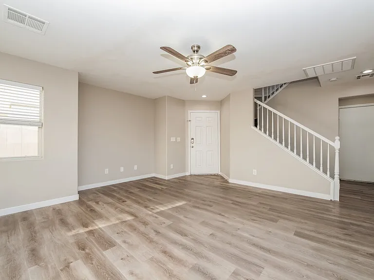 8325 New Leaf Ave — Photo 5