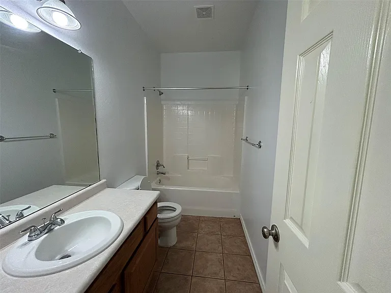921 Cedar Ridge Dr #919 — Photo 5