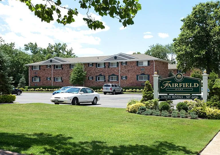 Fairfield Oaks — Photo 12